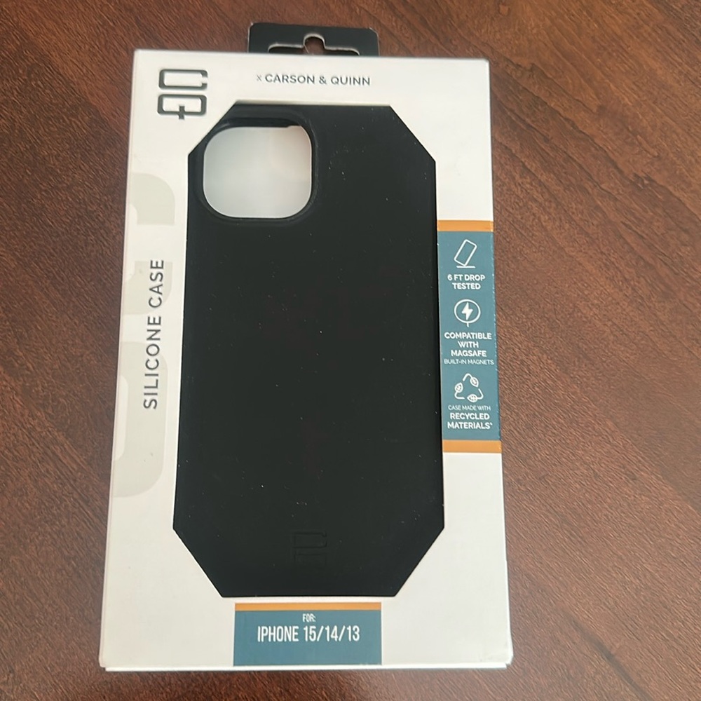 New black silicone iPhone case 15/14/13